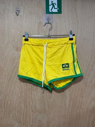 Brasil Crop Top in Yellow with shorts