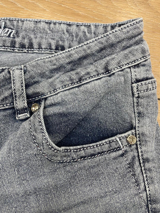 Ameri Camden Low-Rise Cross Flared jeans